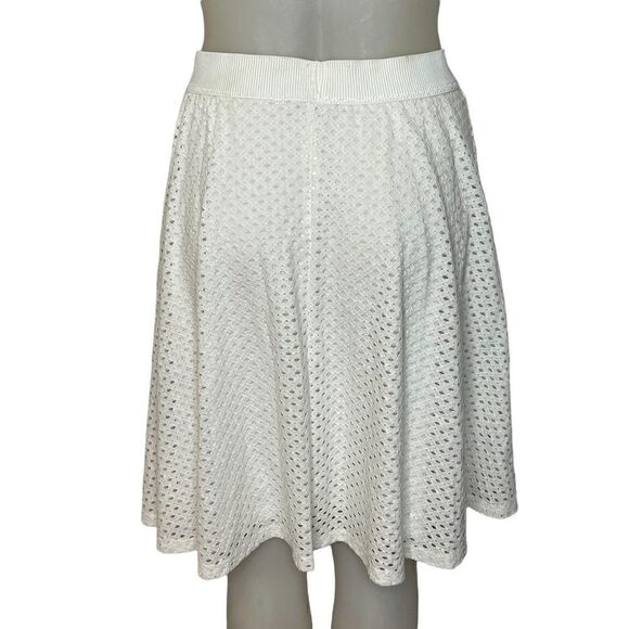 white Semi Circular Skirt🌻 - Picture 2 of 5